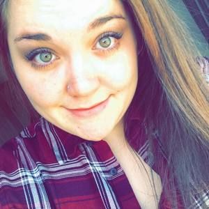 Meet your Posher, Becca